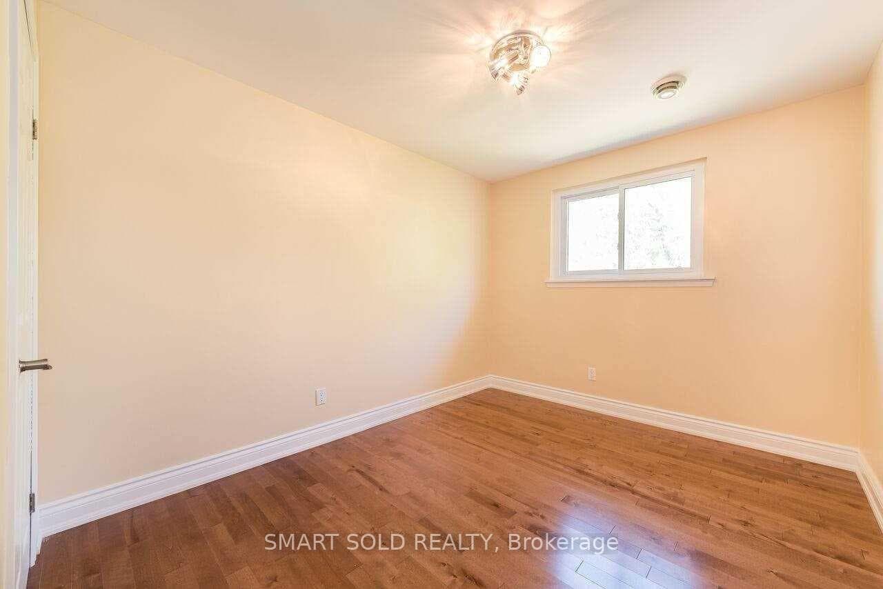 1116 Pomona Court Unit Main photo 13