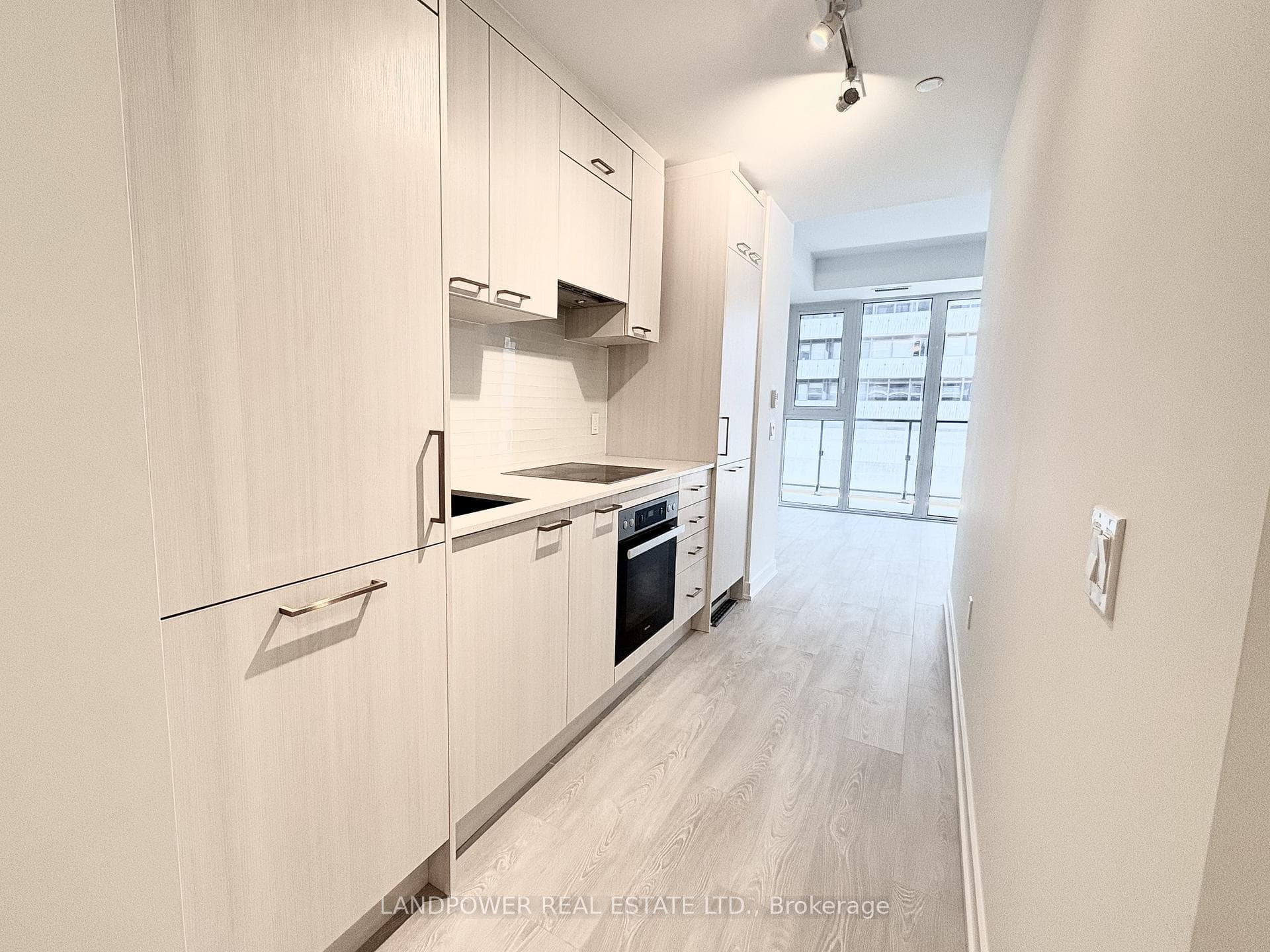 634 Church Street Unit 1602 photo 1