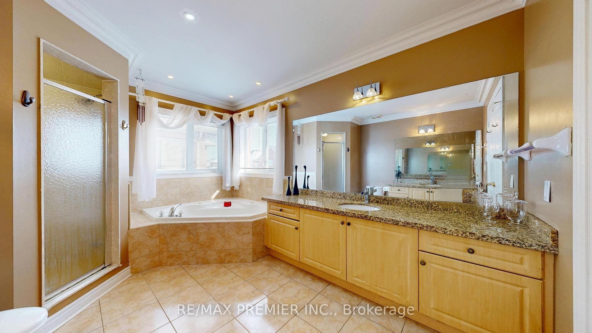 11 Charger Lane photo 29