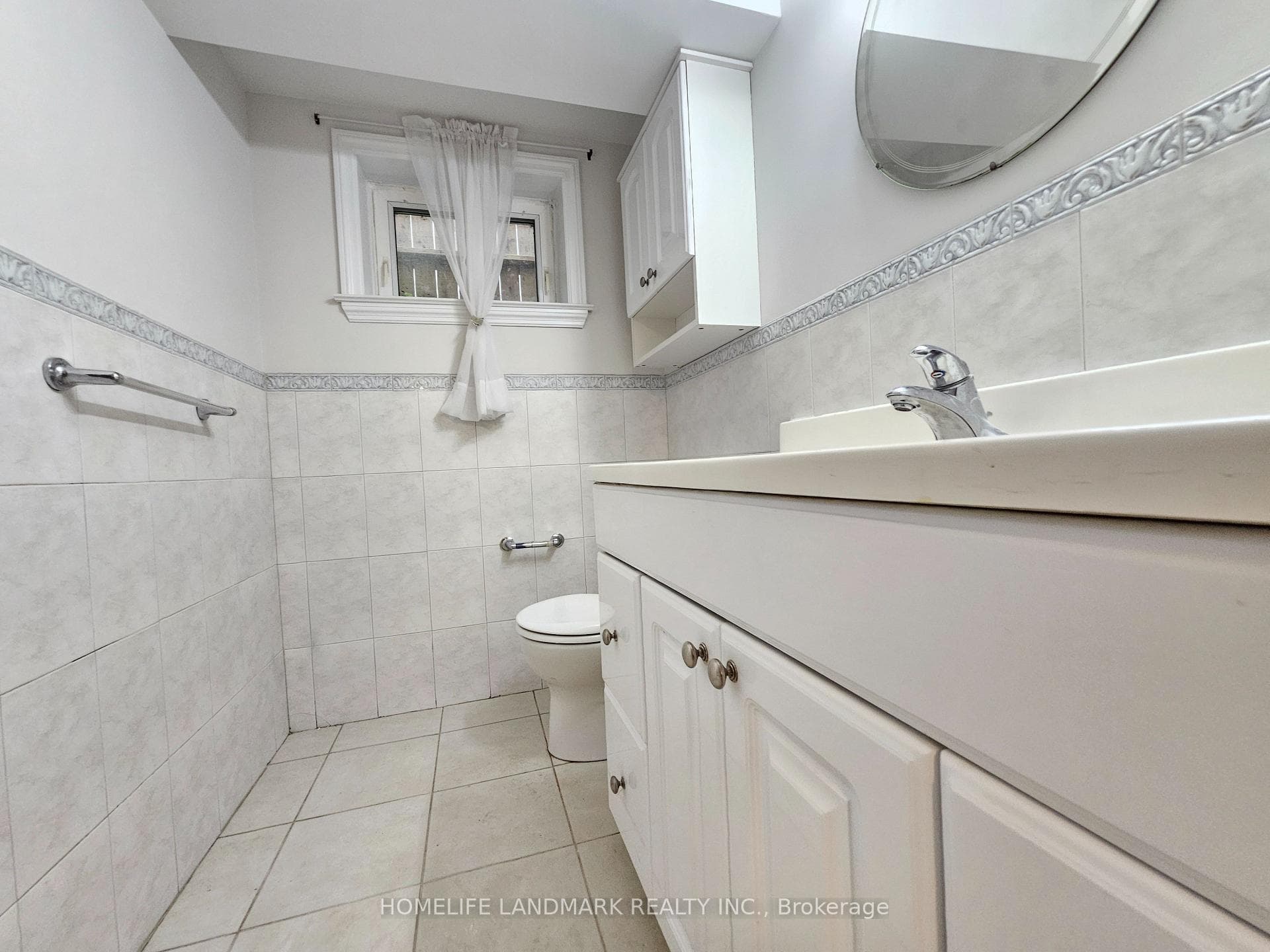 155 Churchill Avenue Unit Basement photo 9