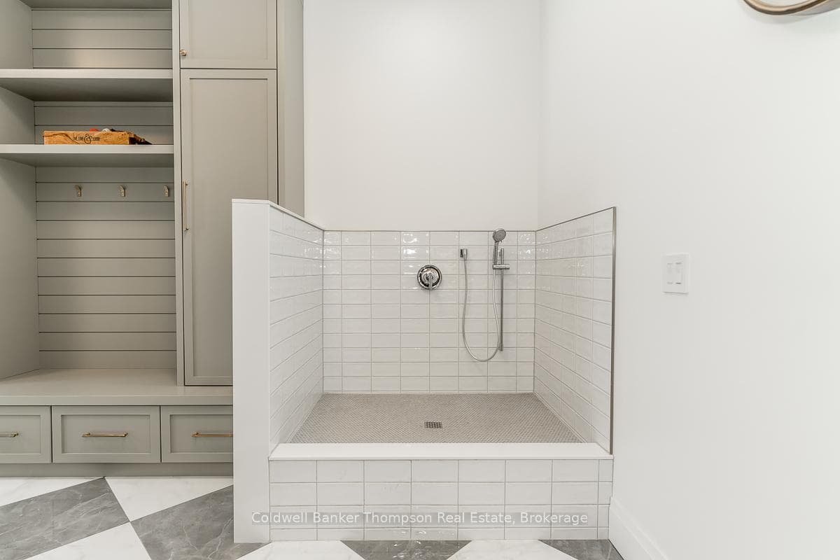 11 Glen Eagle Court photo 25