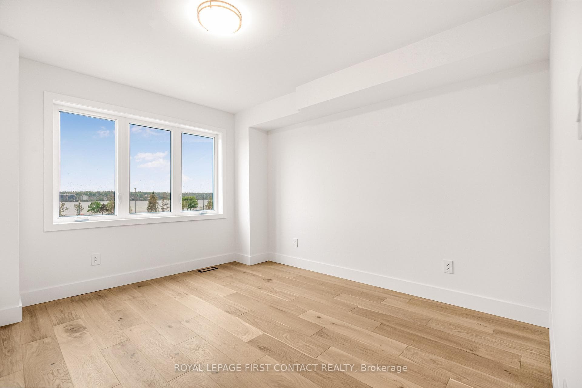 4 Alderwood Lane photo 8
