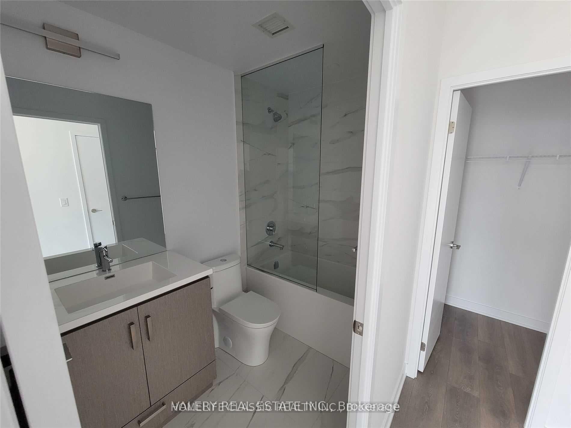 38 Honeycrisp Crescent Unit 816 photo 6