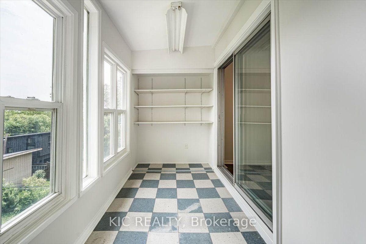 145 Boultbee Avenue photo 26