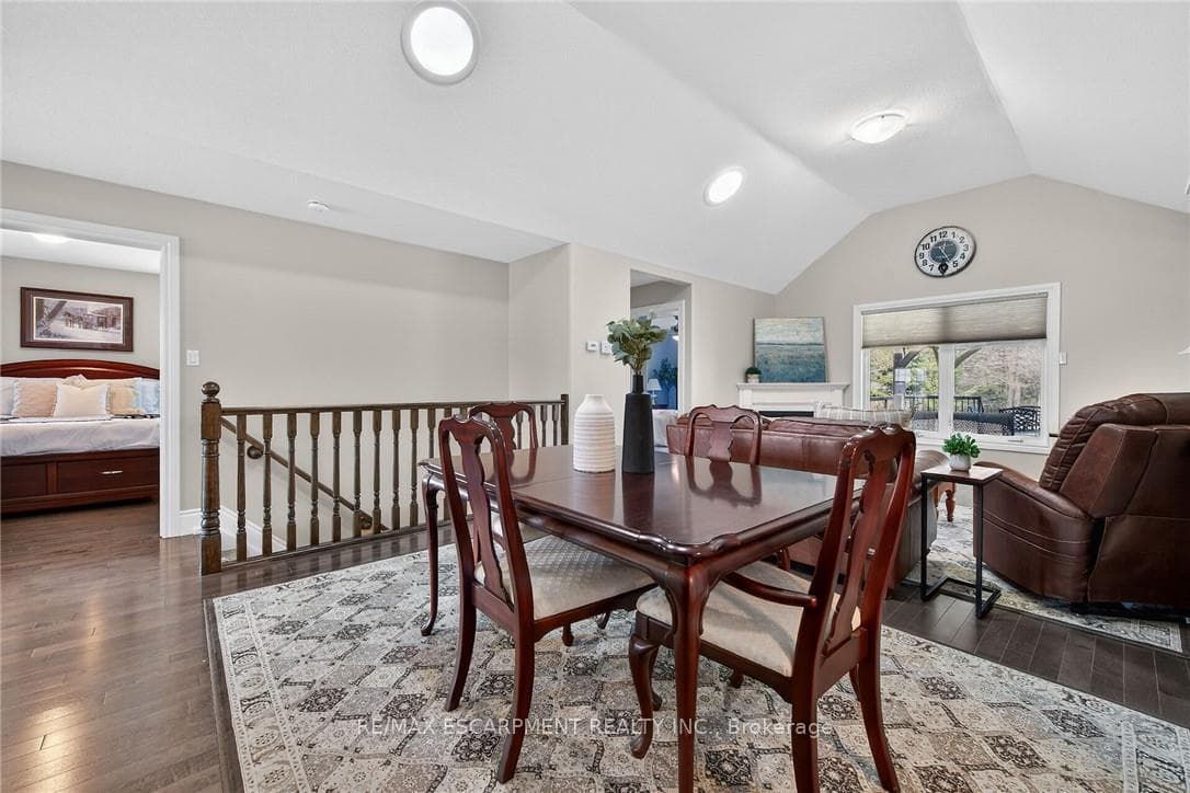 117 Willowdale Crescent photo 20