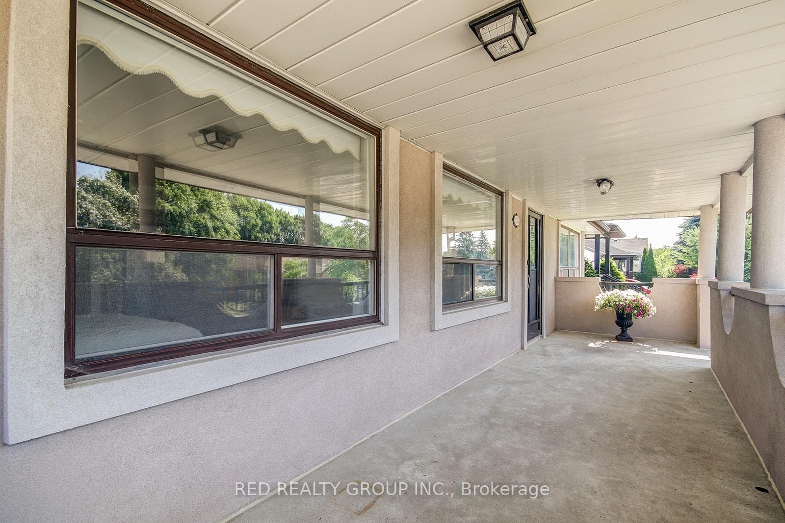 171 Tavistock Road photo 3