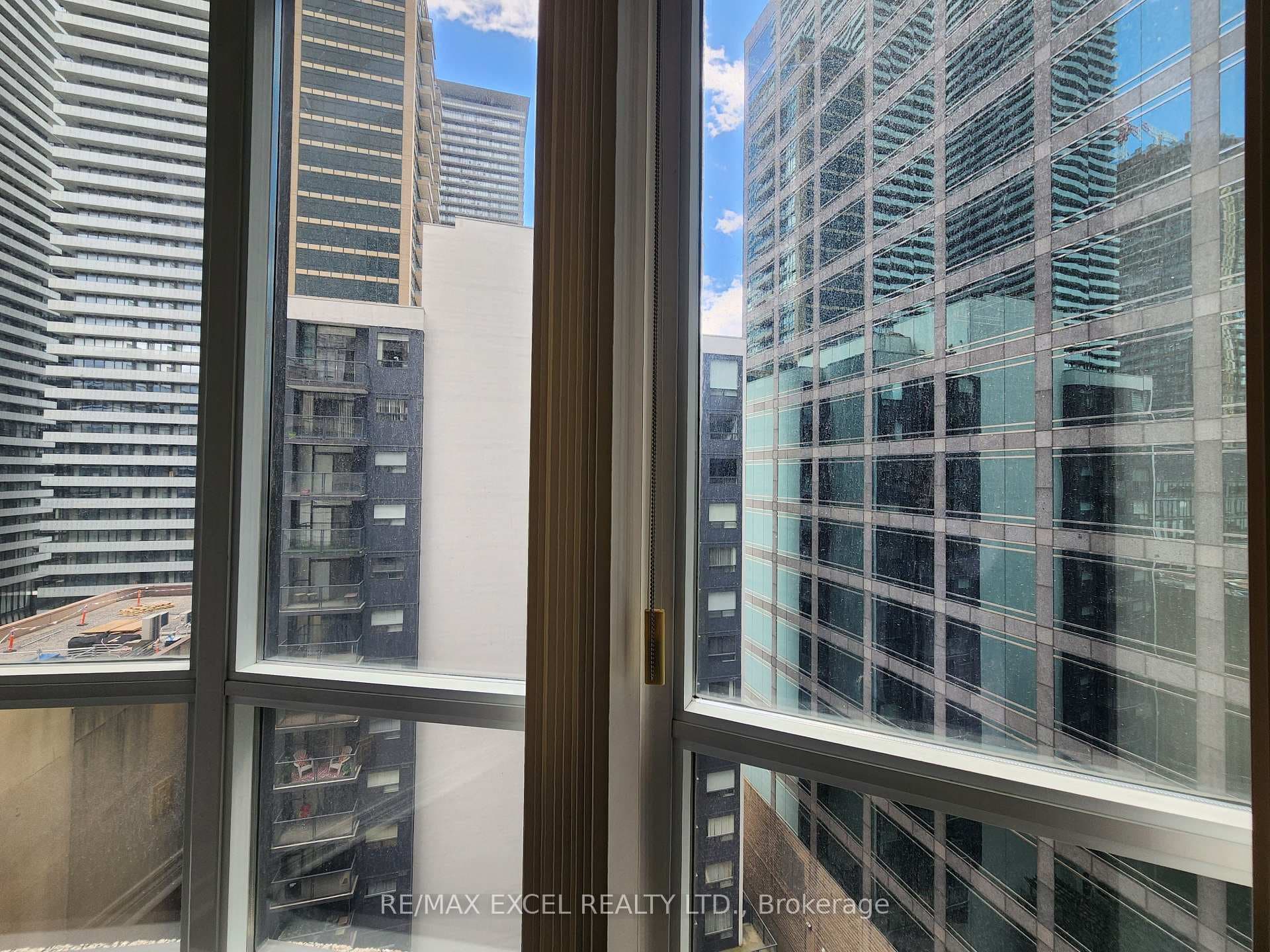 55 Bloor Street Unit 1201 photo 12