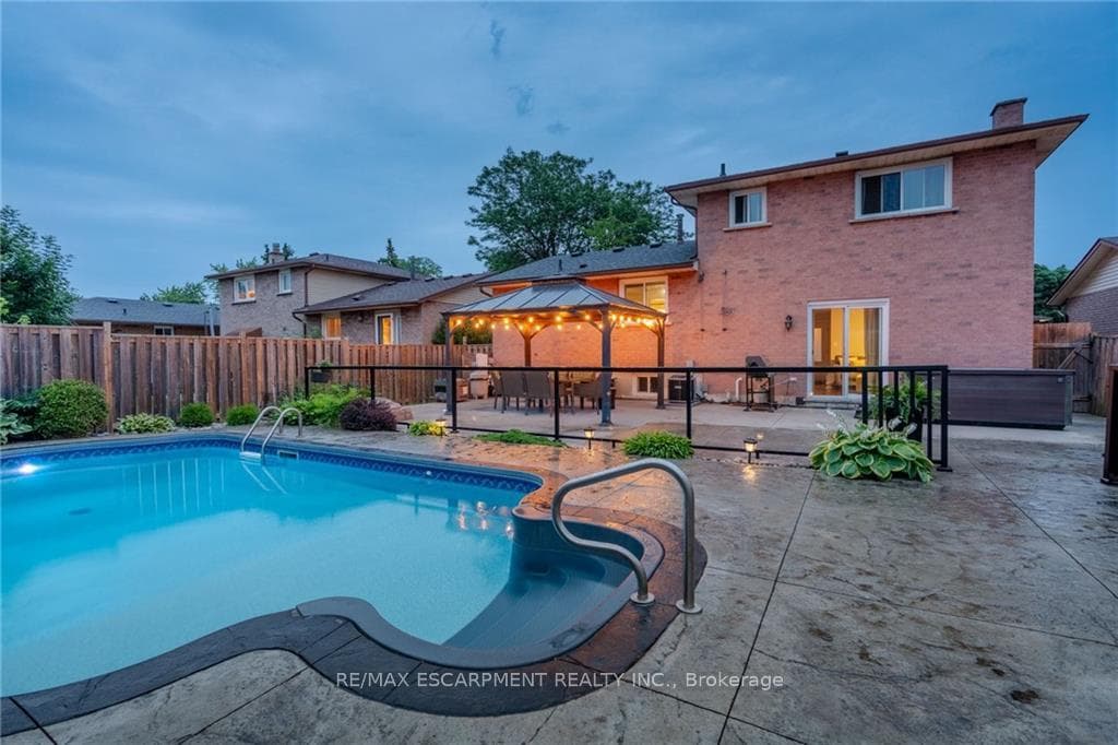 238 CLIFTON DOWNS Road photo 39