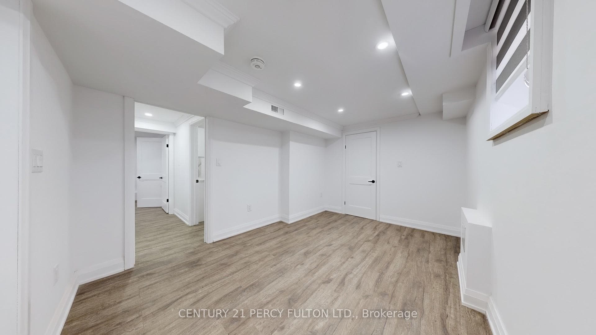 287 Ravenscroft Road Unit Legal Bsmt photo 17