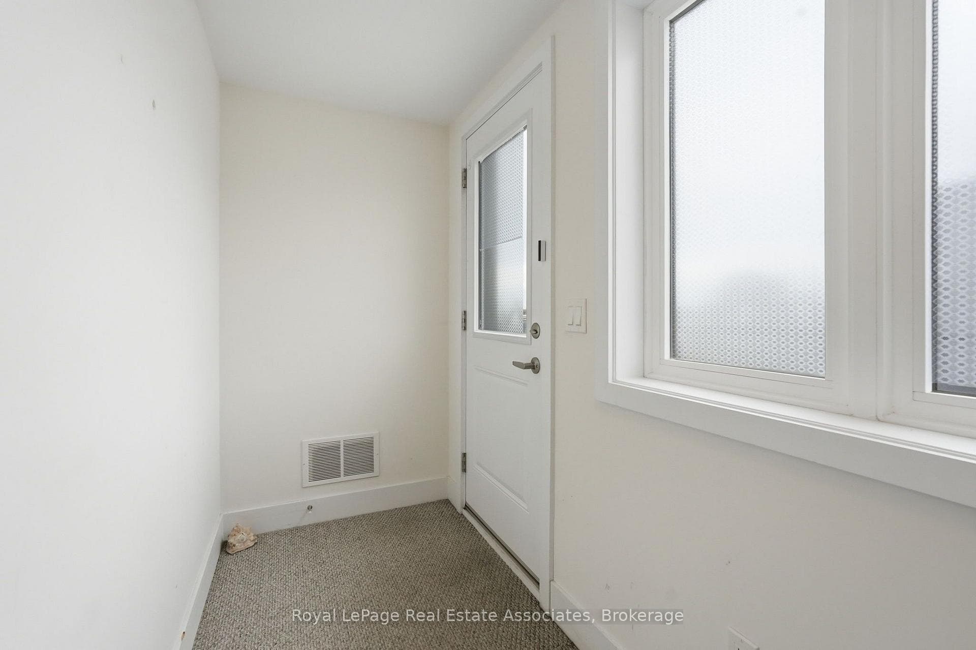 261 Skinner Road Unit 23 photo 35