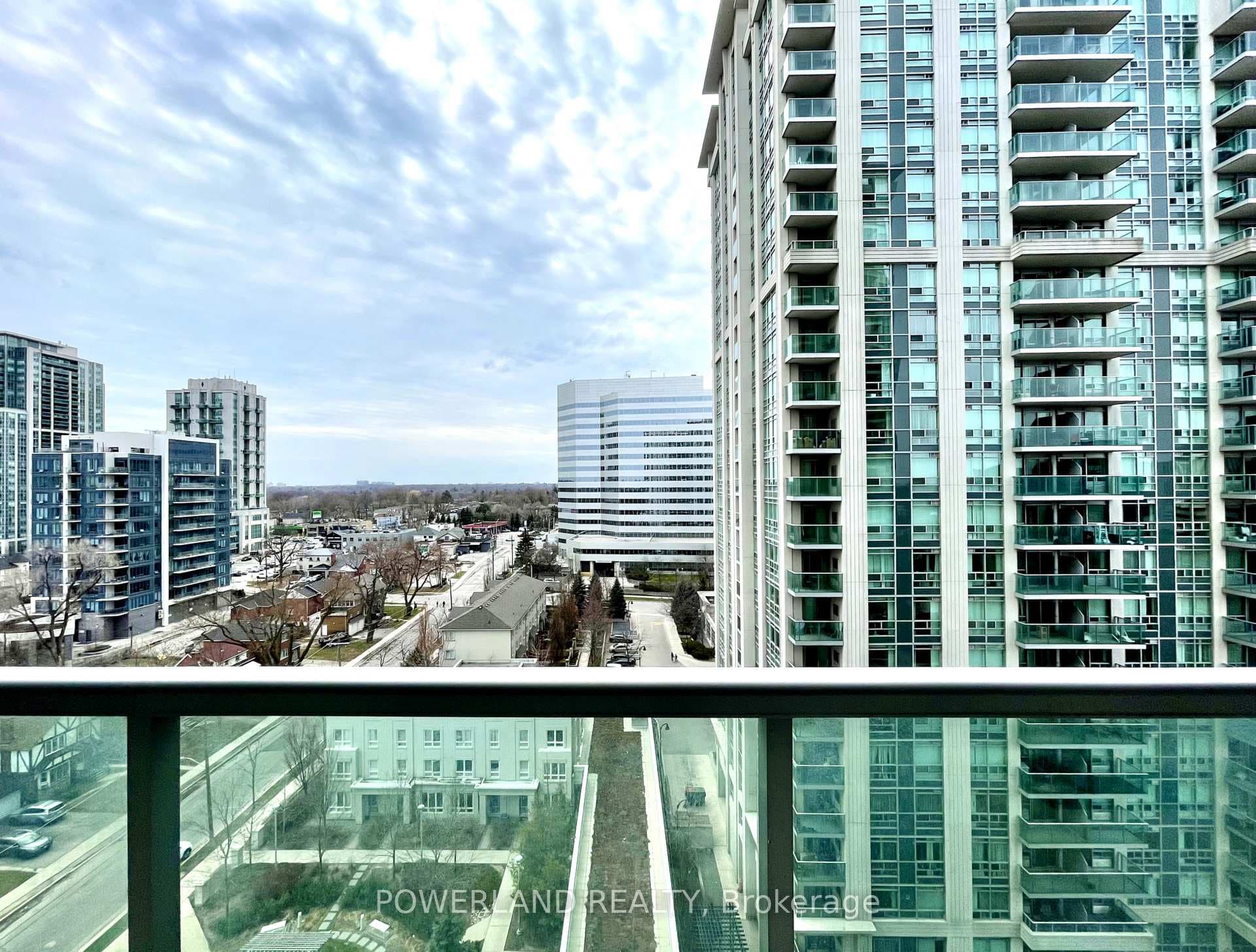 17 Anndale Drive Unit 1202 photo 12