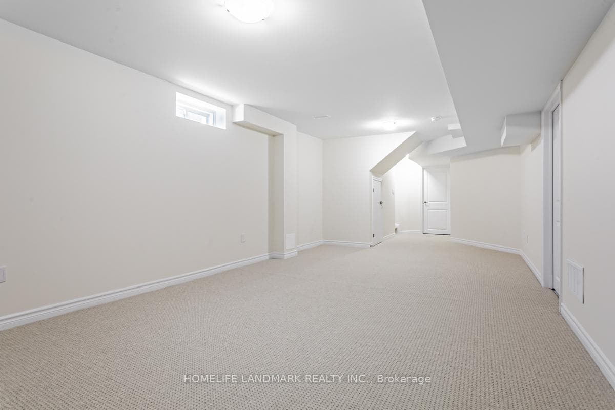 672 Grand Ridge Avenue photo 30