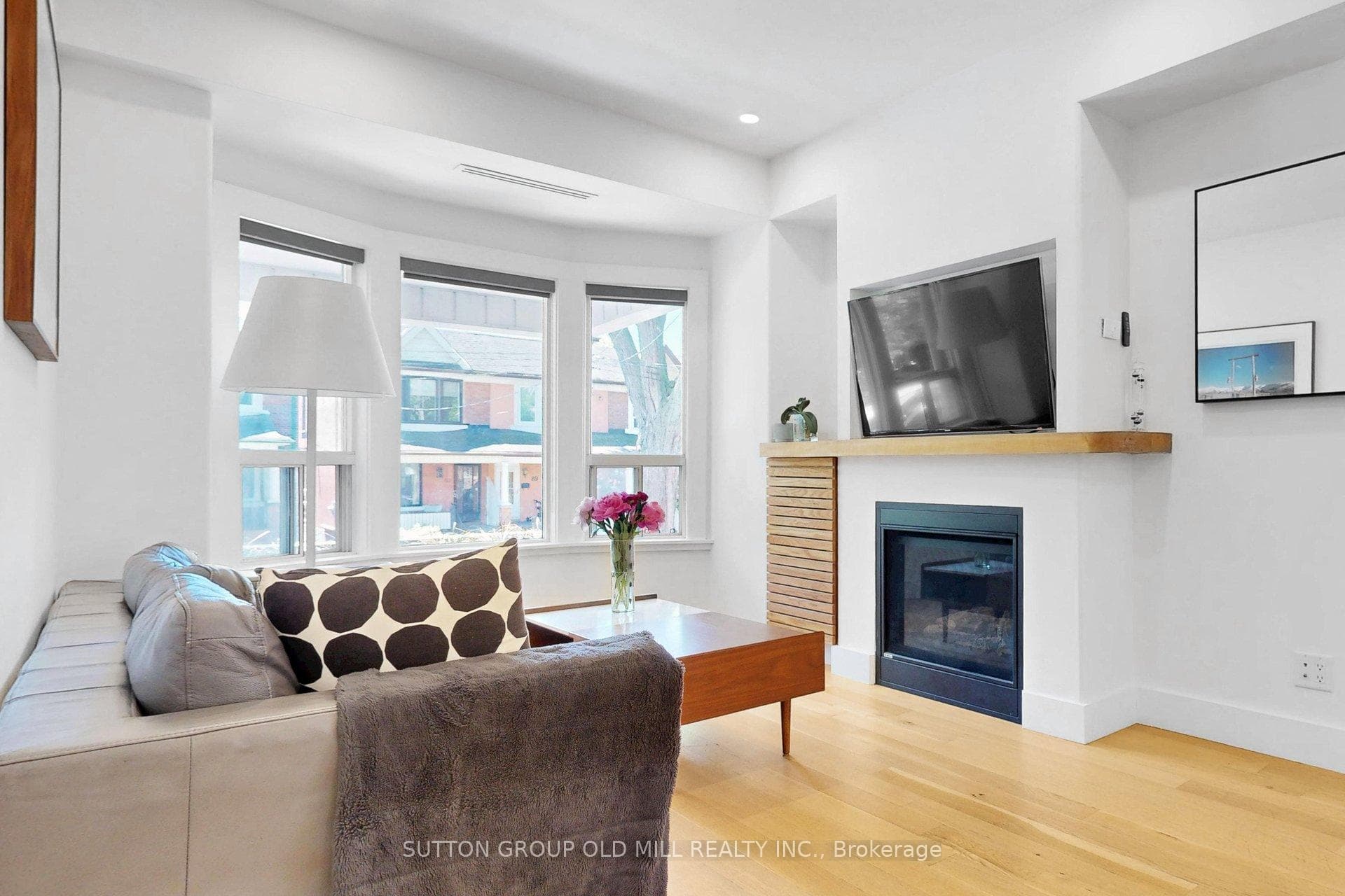 90 Fermanagh Avenue photo 12