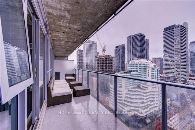 375 King Street Unit 2105 photo 10