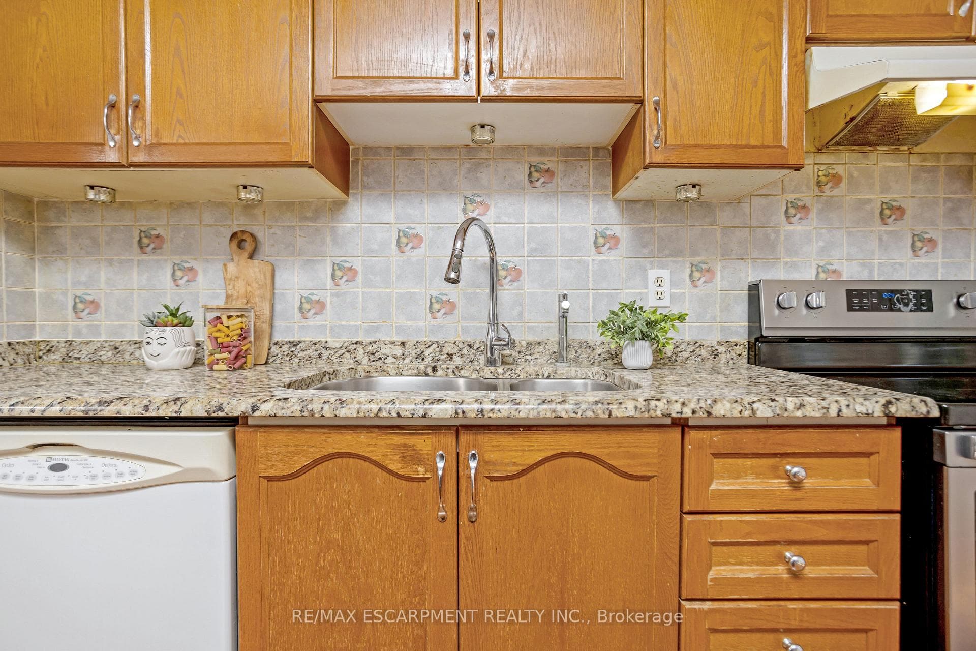 151 Academy Place photo 14