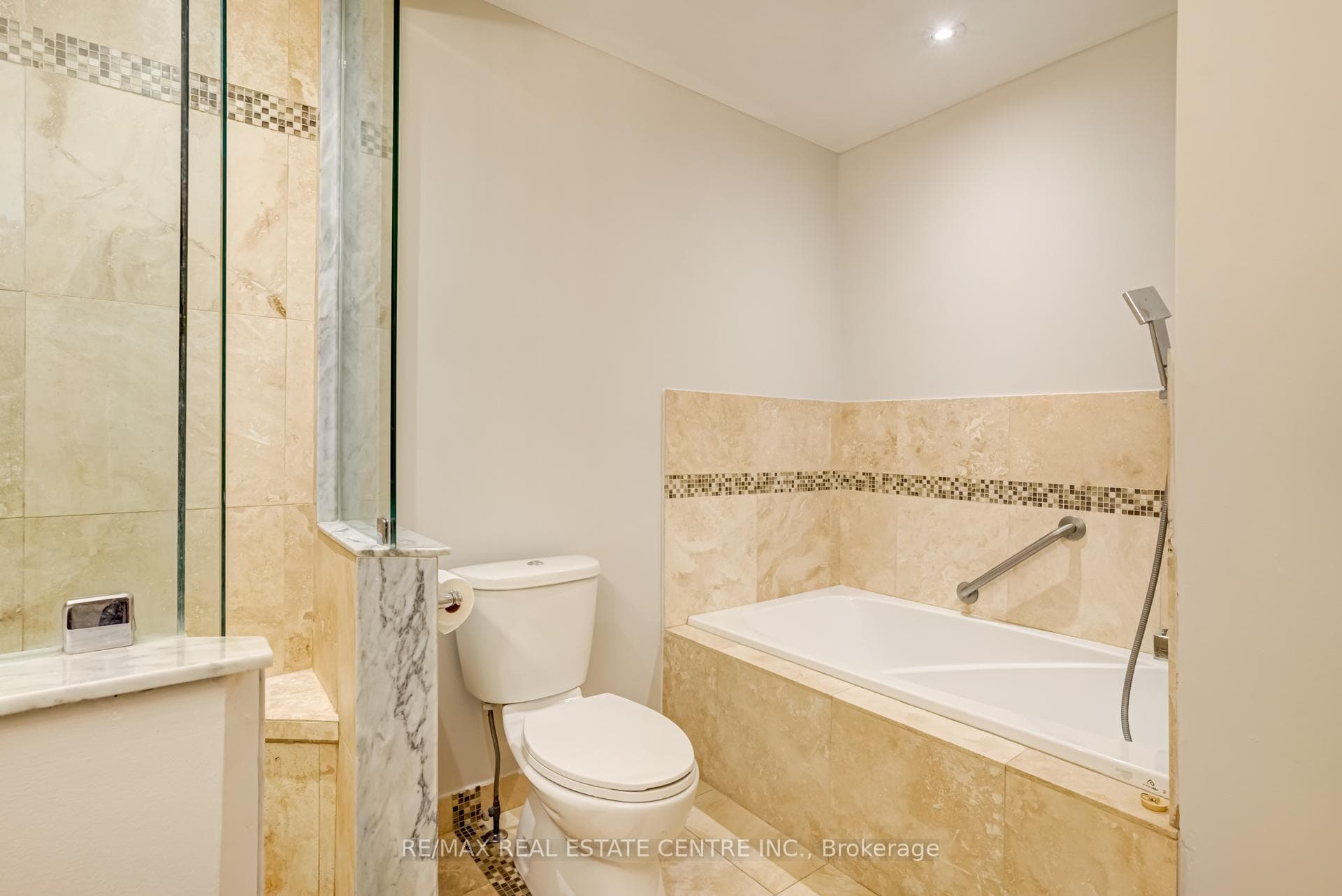 3538 Fowler Court photo 12