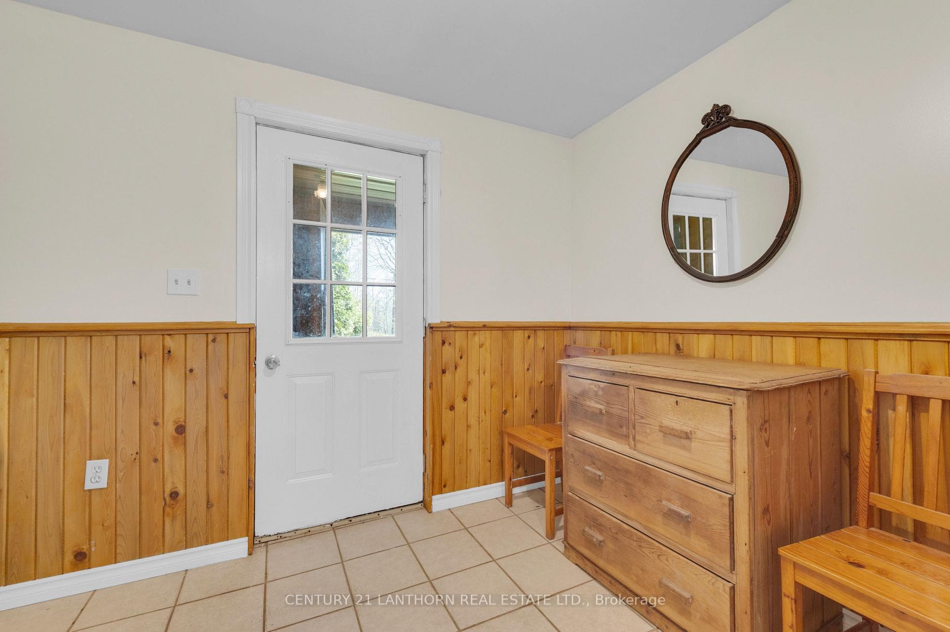 1165 Barry Road photo 7