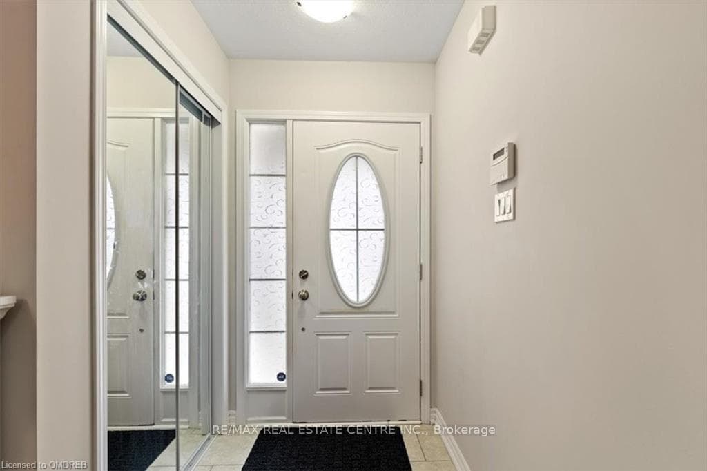 47 Postmaster Drive photo 3