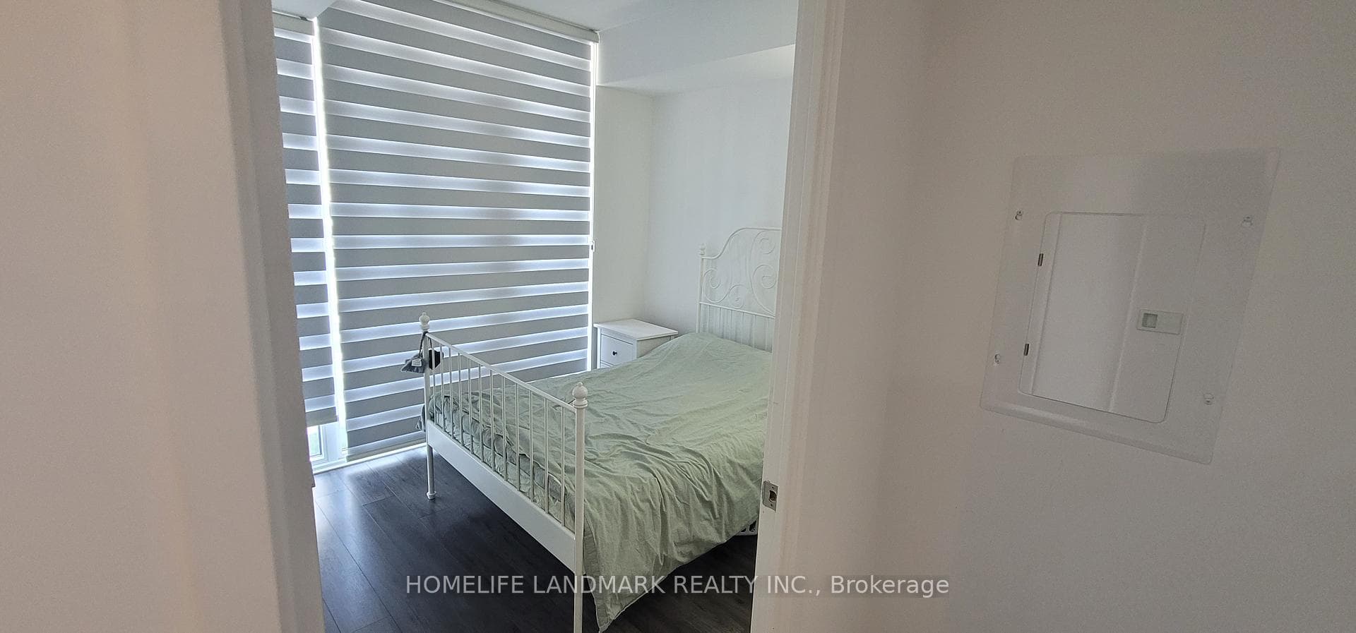 33 Helendale Avenue Unit 1408 photo 6