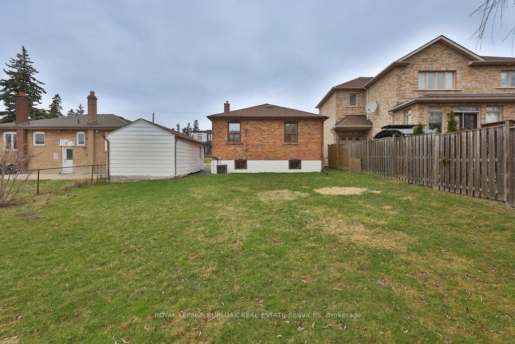 39 Wickford Drive photo 34