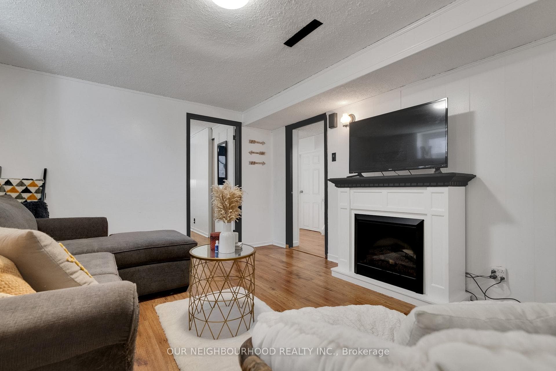 591 Olive Avenue photo 25