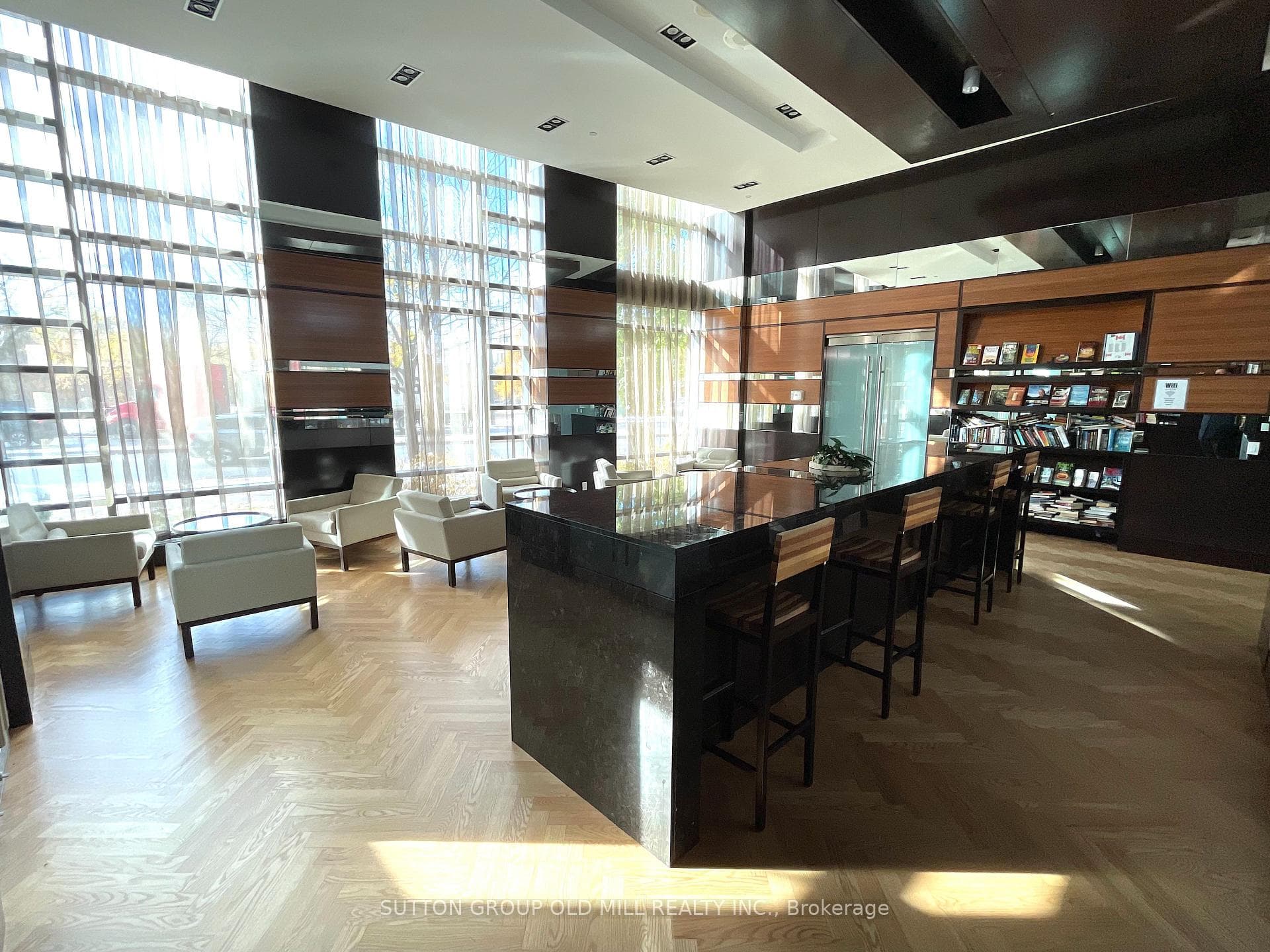 235 Sherway Gardens Road Unit 308 photo 32