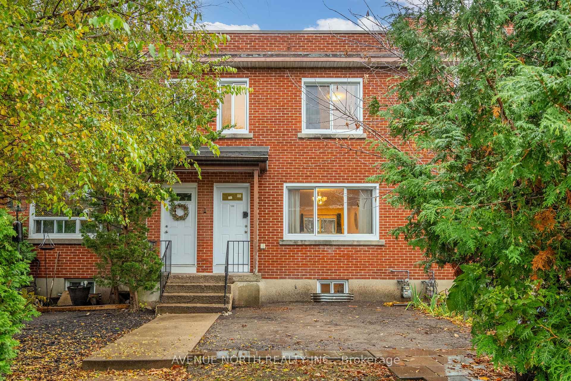 1202 Summerville Avenue photo 2