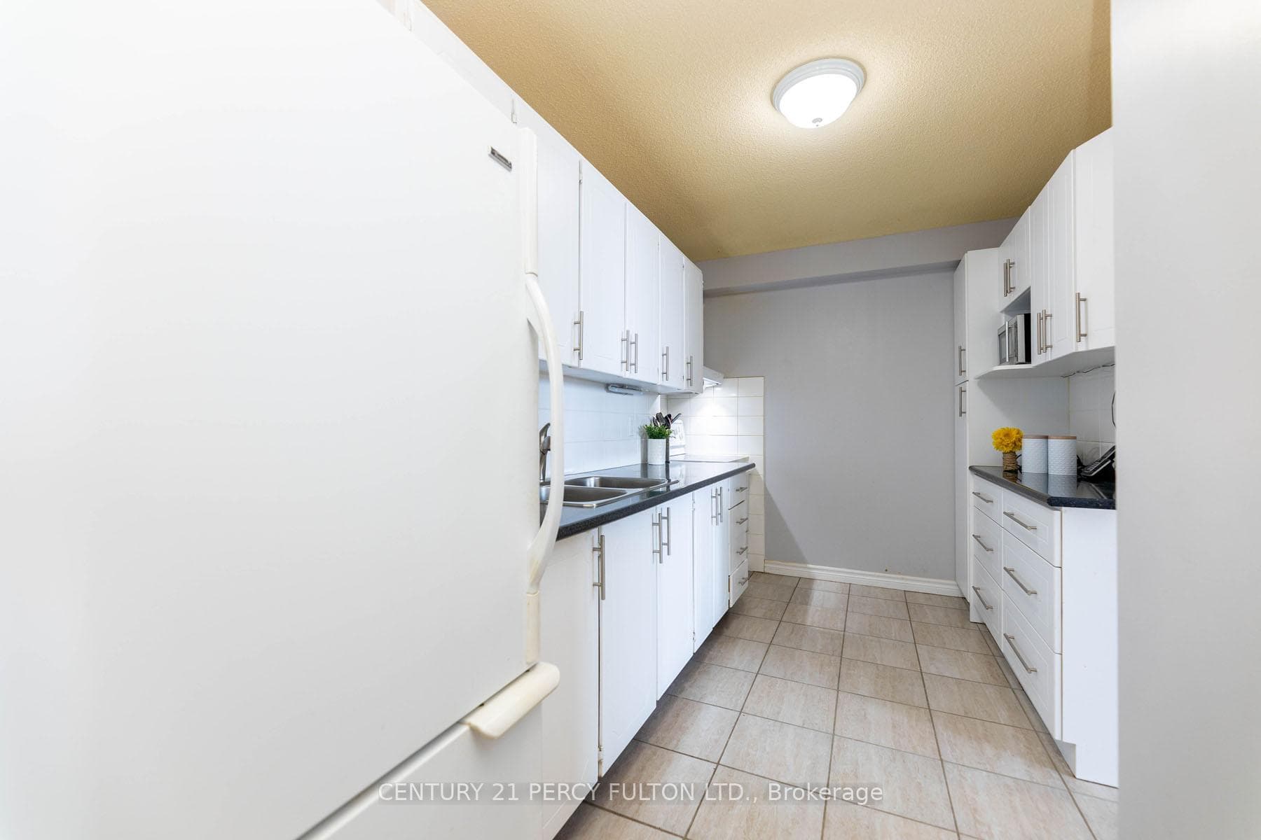 15 Torrance Road Unit 1607 photo 22