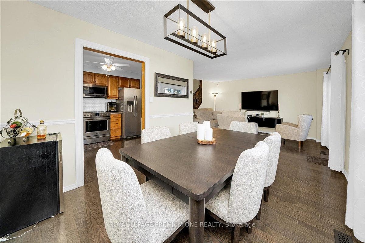 30 Mitchell Avenue photo 11