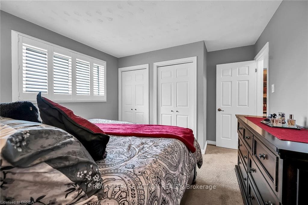 244 McGill Road photo 18