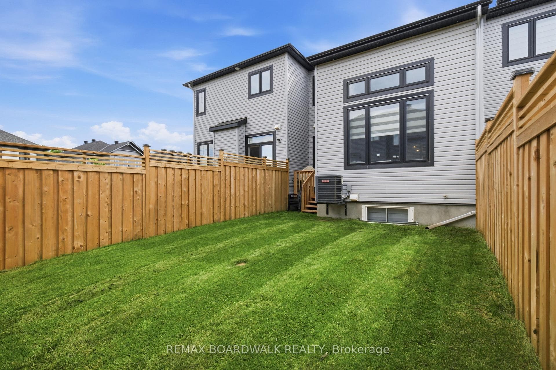 102 Patchell Place photo 37