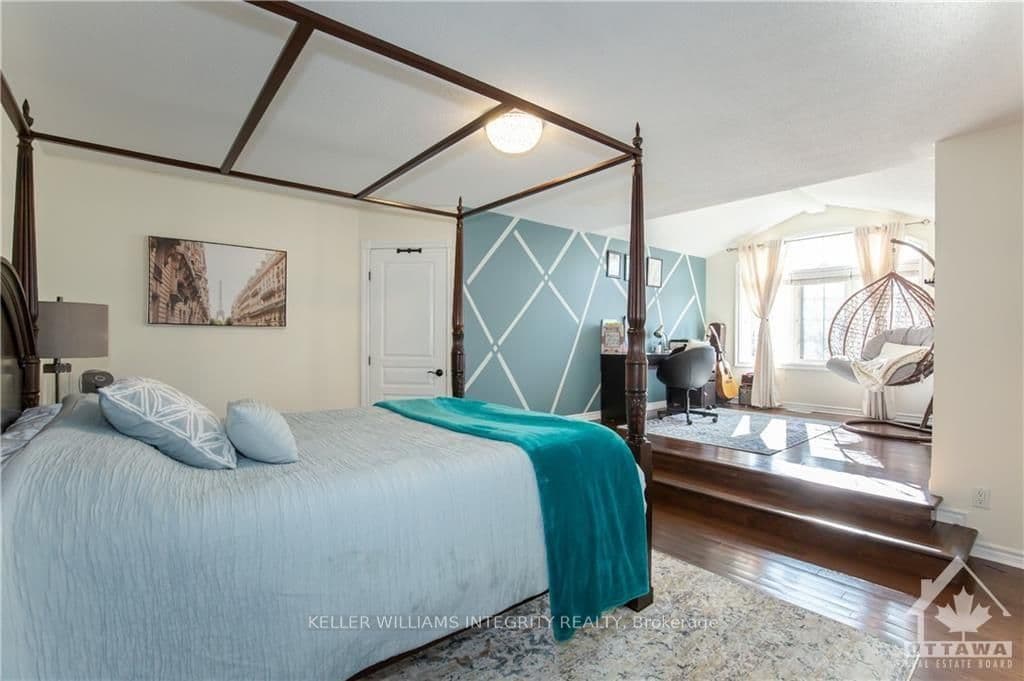 89 MANNING Court photo 17