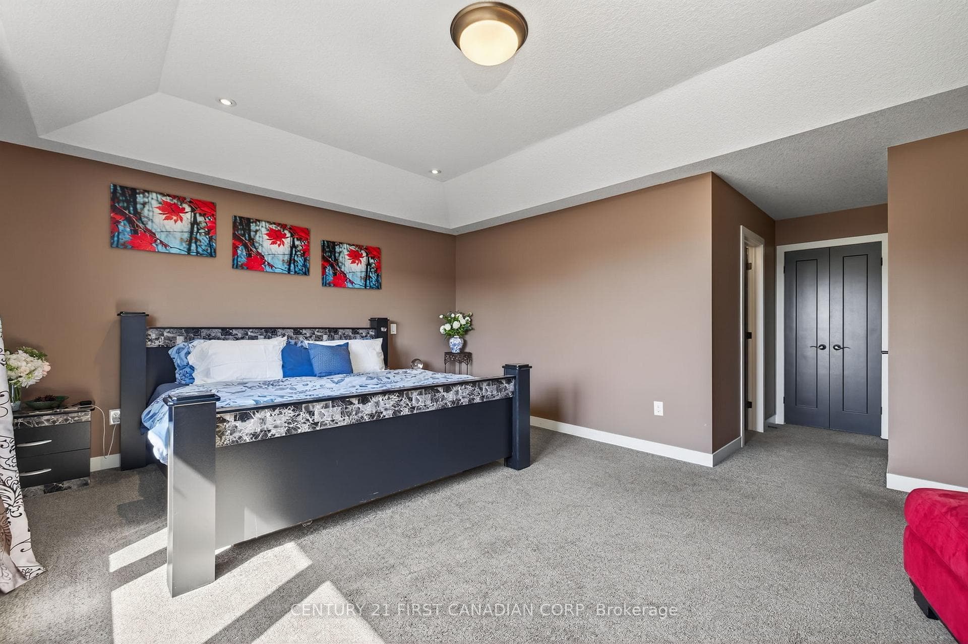 703 Zaifman Circle photo 20