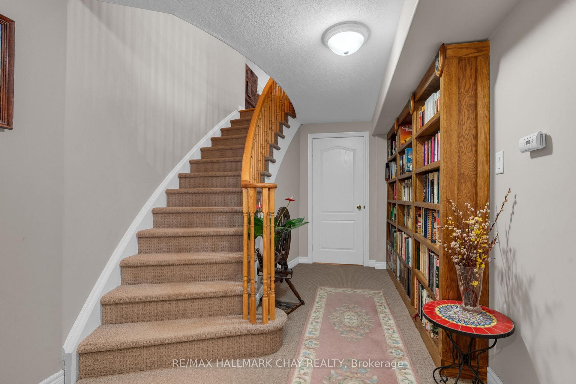 6 Oakmont Avenue photo 19