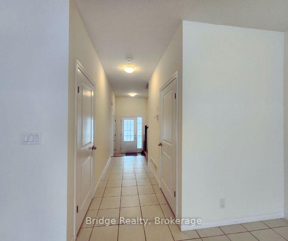 1613 DUNKIRK Avenue photo 9