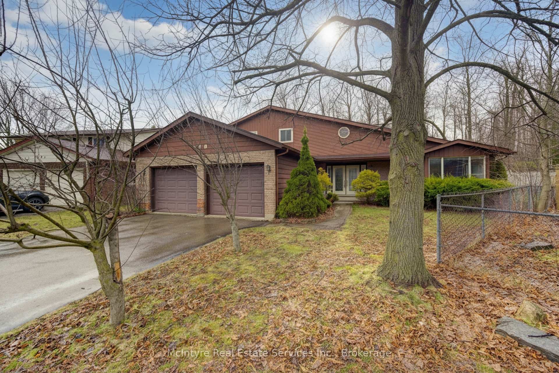 190 Silvercrest Drive photo 1