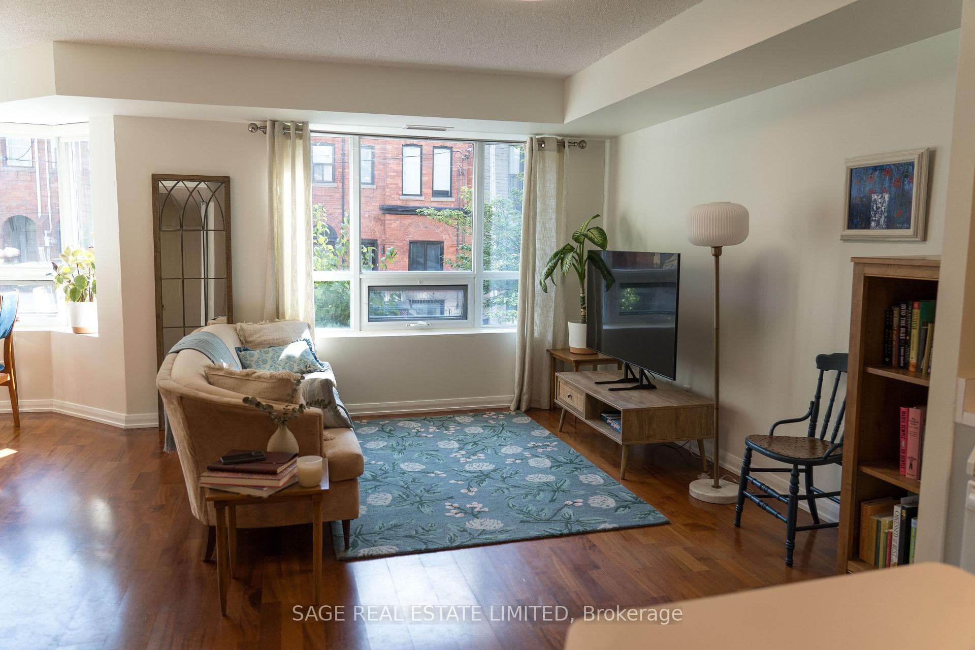 18 Beverley Street Unit 209 photo 22