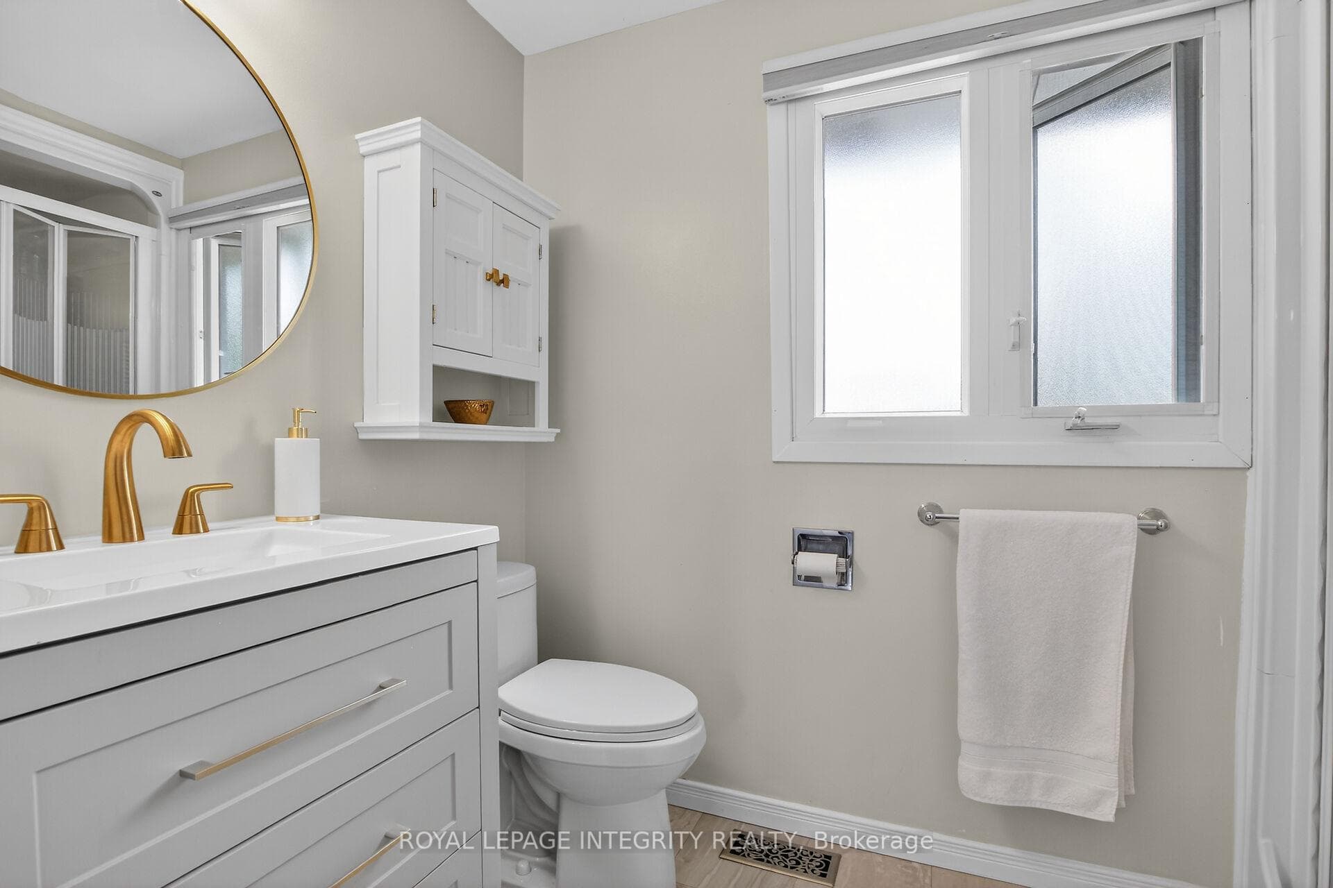 1646 Grey Nuns Drive photo 28