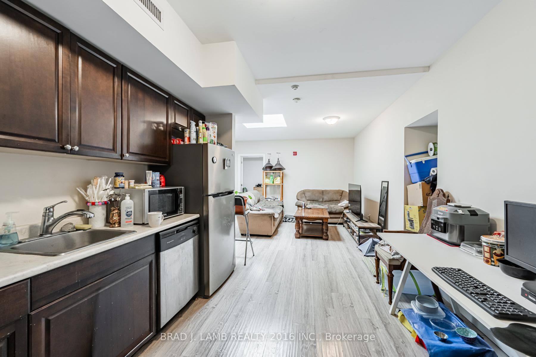 2904A Danforth Avenue Unit 3 photo 7