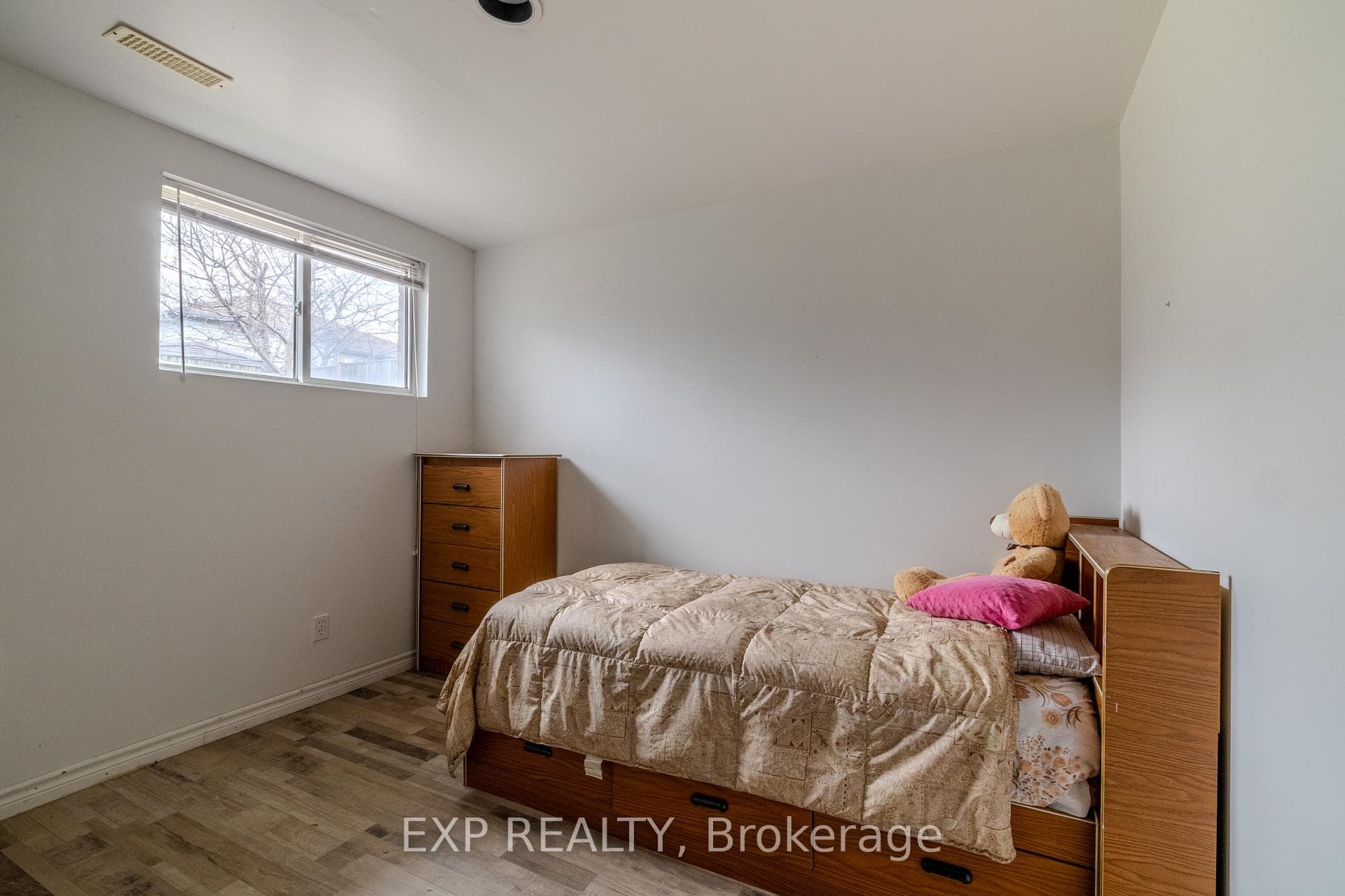 4661 Bunker Avenue photo 30