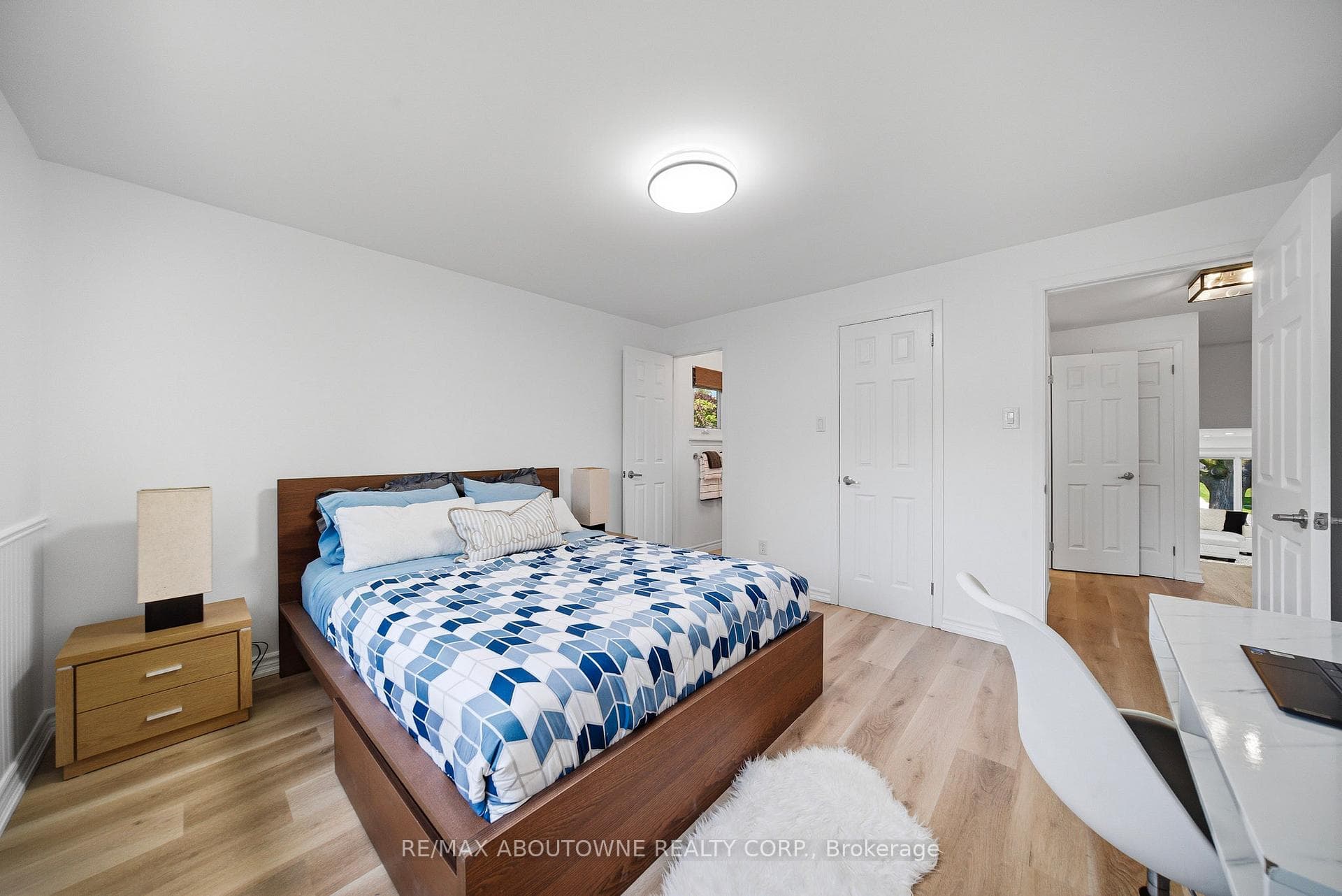 2306 Devon Road photo 20