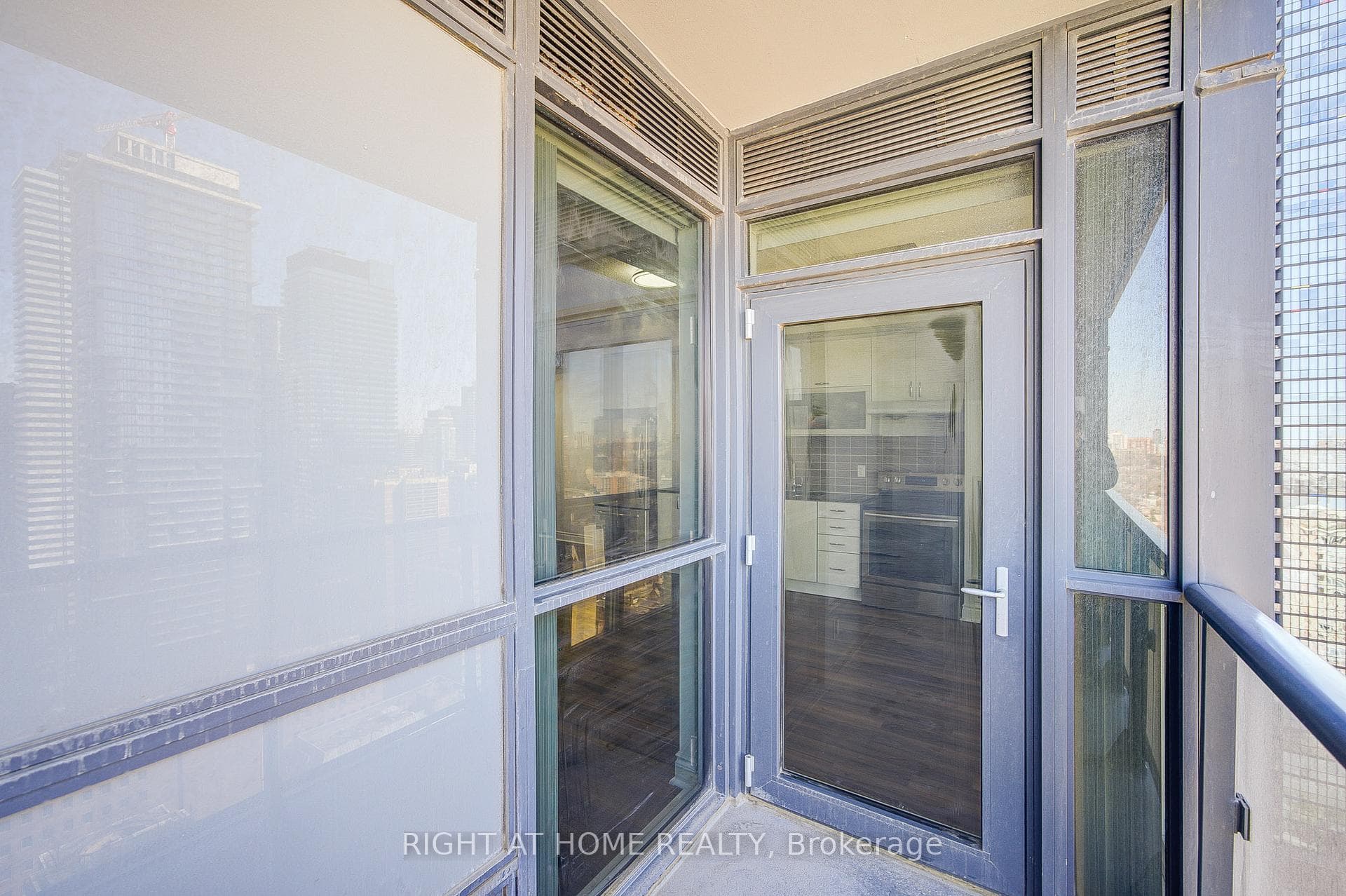 28 Ted Rogers Way Unit 3008 photo 25