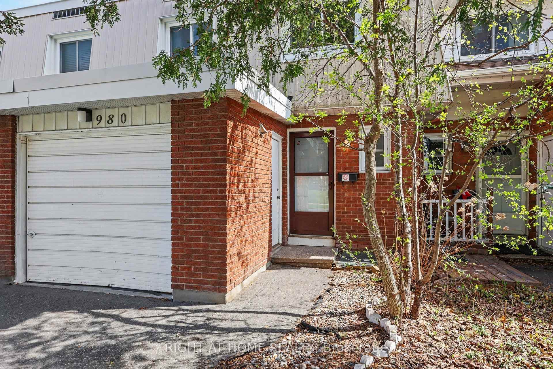 980 Gulf Place Unit 207 photo 3