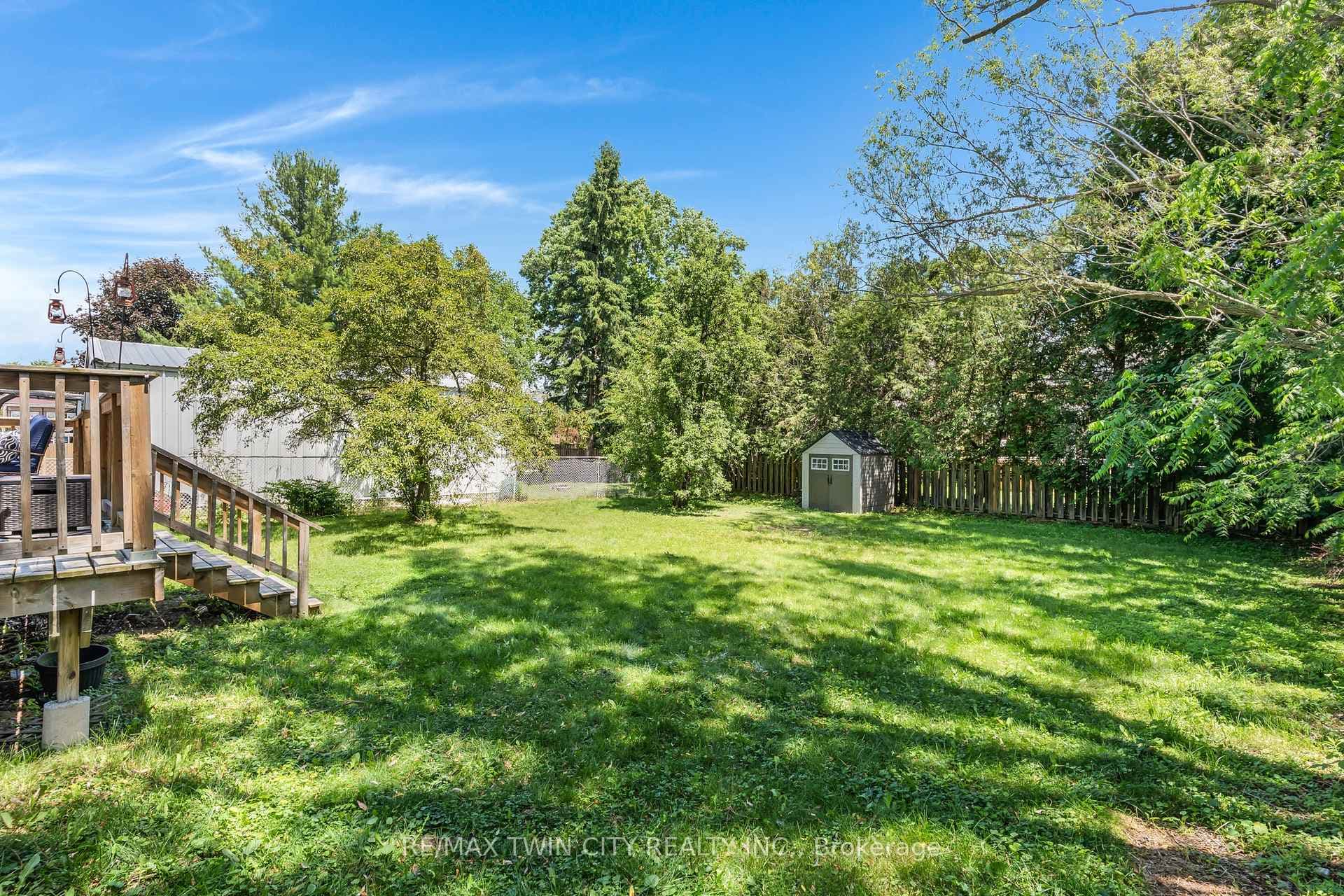 161 Hedley Street photo 26