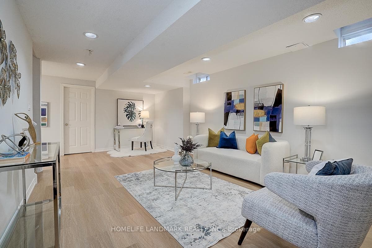 298 Harbord Street photo 41