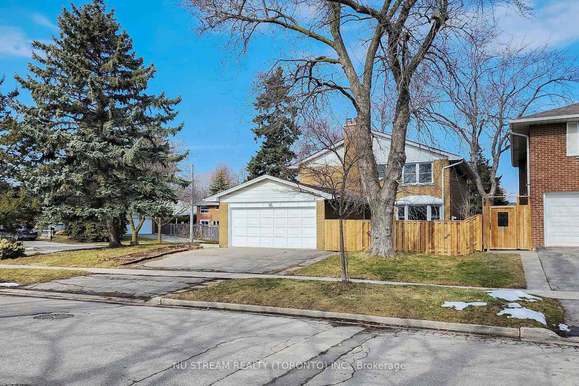 37 Kenmanor Boulevard photo 3