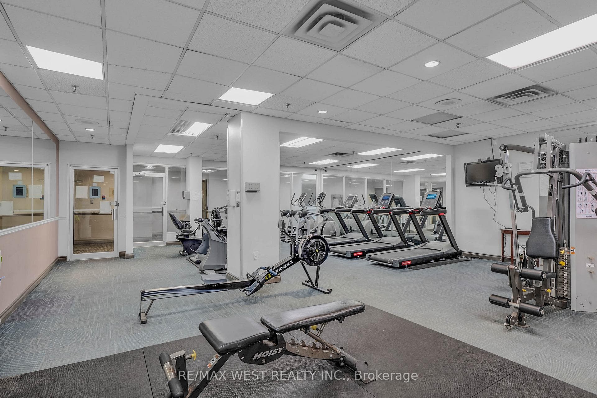 285 Enfield Place Unit 1102 photo 22