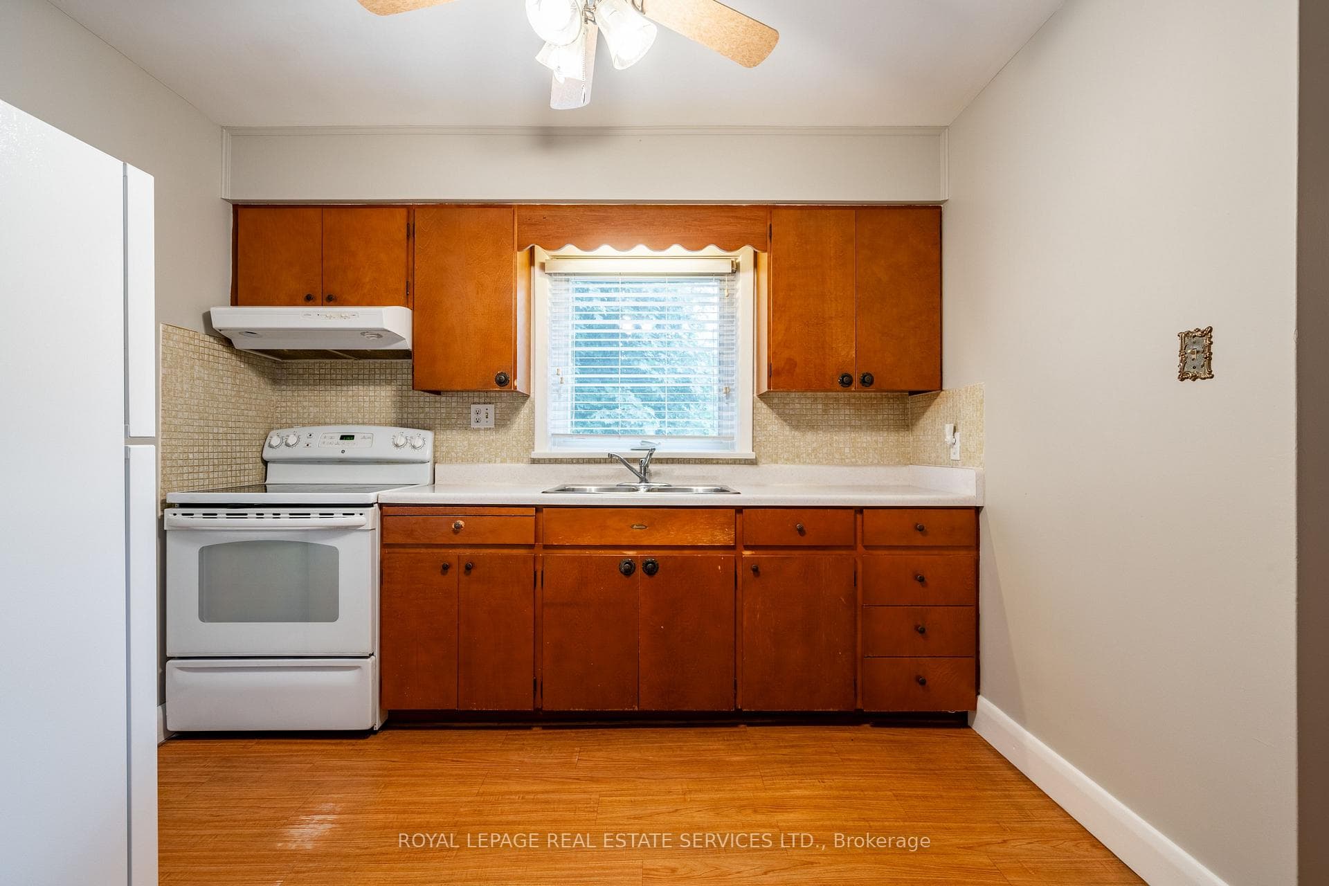 1185 Sylva Road photo 12