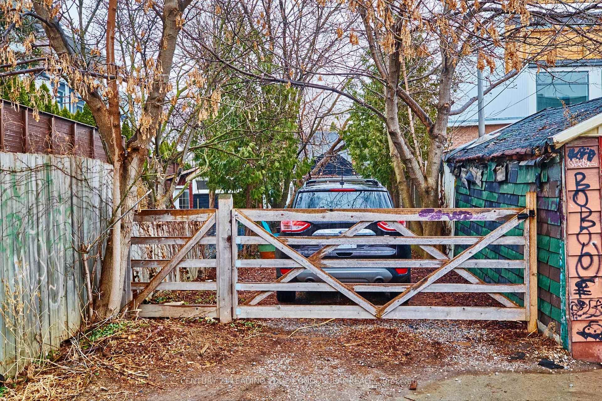 50 Lippincott Street photo 25