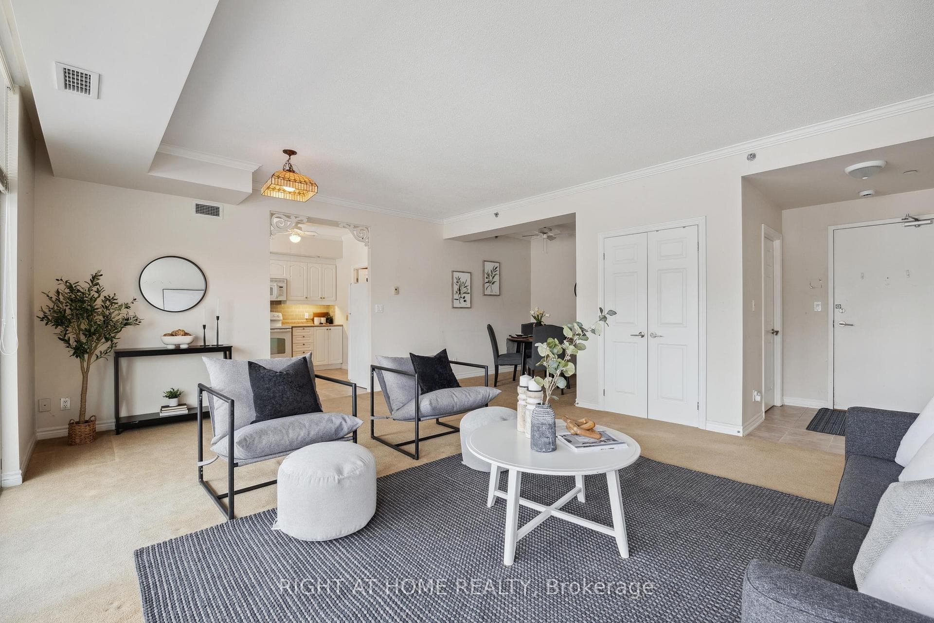 171 Shanly Street Unit 411 photo 8